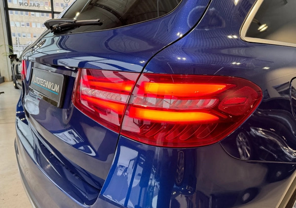 Mercedes-Benz GLC cena 134900 przebieg: 147350, rok produkcji 2017 z Rawicz małe 562